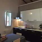 Vila Kamenjak Volme, Cousy House With Pool Banjole