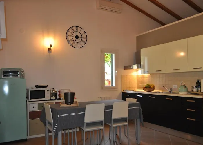 Kamenjak Volme, Cousy House With Pool * Banjole