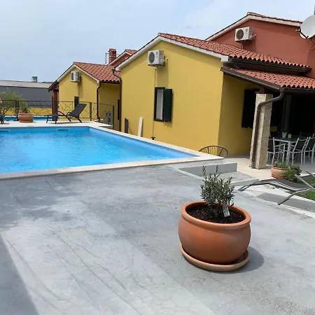 Kamenjak Volme, Cousy House With Pool * Banjole
